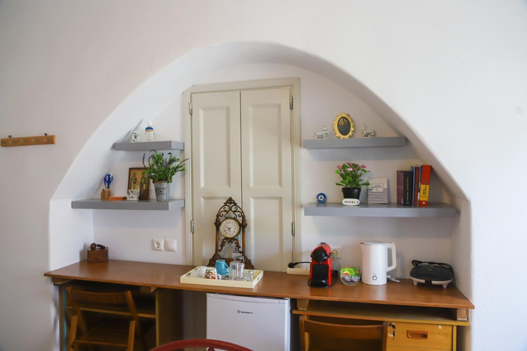 Others 5, Casa Calda 1, South Aegean