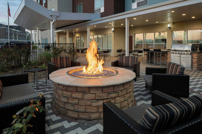 Exterior & Views 2, TownePlace Suites by Marriott Kingsville, Kleberg
