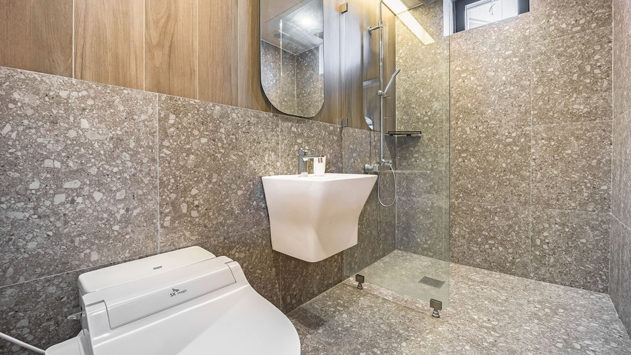 Bathroom 4, Gapyeong Laputa Resort, Gapyeong