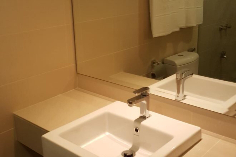 Bathroom 13