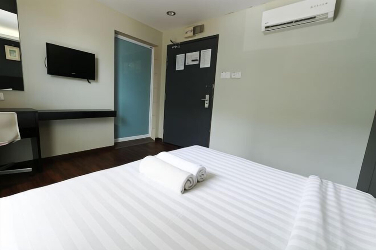 Bedroom 6