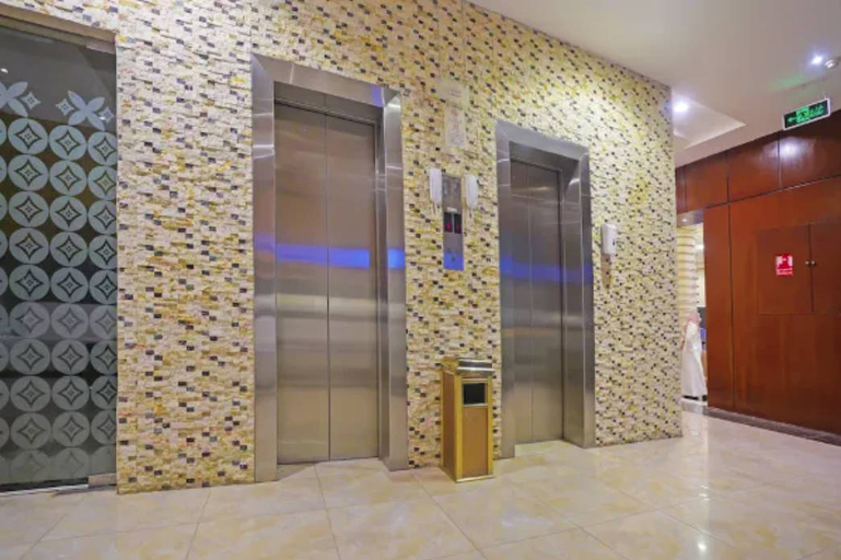 Public Area, EKONO by LEVA Jeddah Airport Hotel, Jeddah