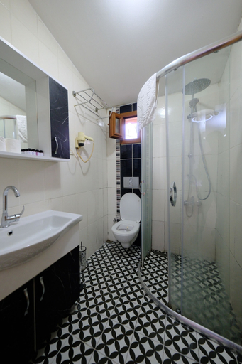 Bathroom, Taksim Green Suites, Beyoğlu