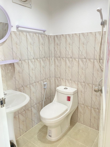 Bathroom 5, มิ่งเคียงมณีรีสอร์ท, Sri Mahar Pho