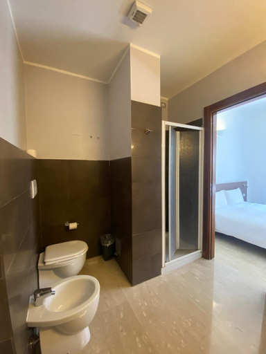 Bathroom 4, Oasi Village Hotel, Milano
