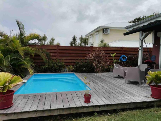 Others 2, Villa cosy toute equipee avec piscine, Le Gosier
