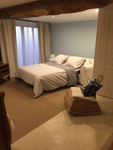 Bedroom 2, Un Figuier Dans Notre Jardin, Loiret