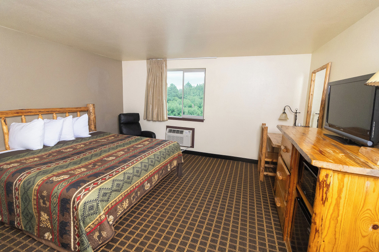 Bedroom 3, Fairbridge Inn & Suites Sandpoint, Bonner