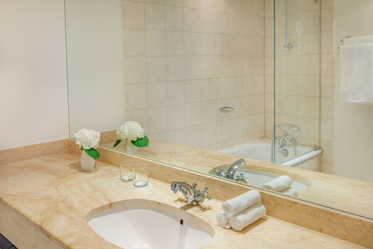 Bathroom 3, Schlössle Hotel - Small Luxury Hotels of the World, Tallinn