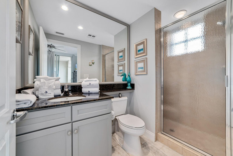 Bathroom 4, Indigo West 1903, Escambia