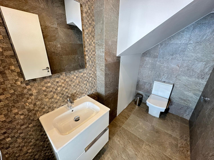 Bathroom 3, Turo Villa 2, Girona
