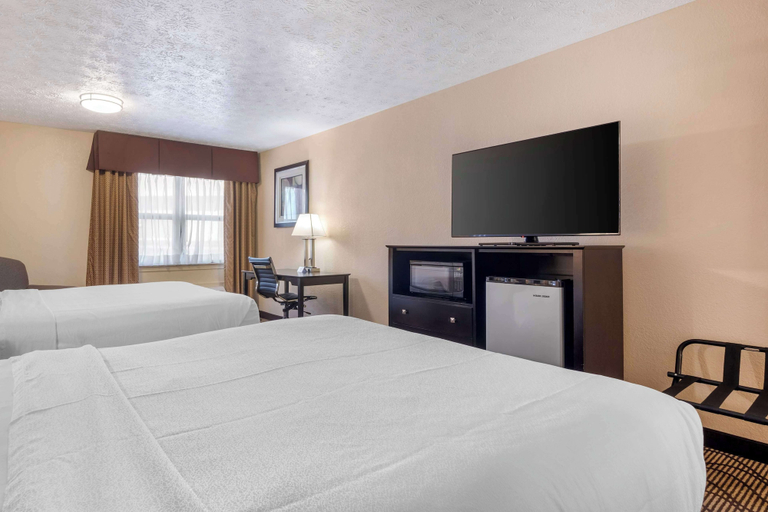 Bedroom 3, Best Western Campbellsville Inn, Taylor
