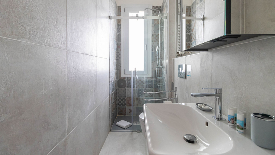 Bathroom 2, Italianway - Lorenteggio 30, Milano