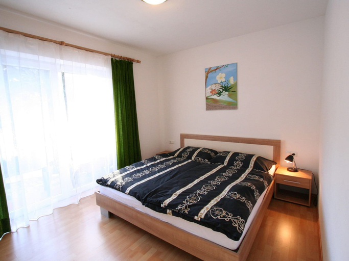 Bedroom 2, Apartment in Scheffaui near Ski Slopes, Kufstein