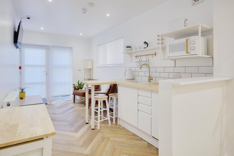 Dining Room 6