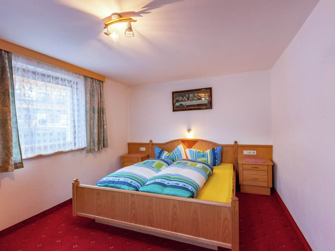 Bedroom 4, Cozy Apartment near Ski Area in See, Landeck