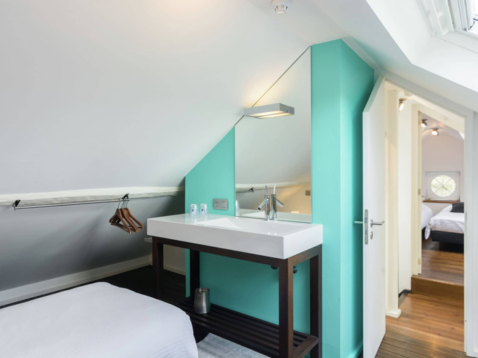 Bedroom 4, Nice House with Sauna, Fireplace, & Large Garden near Aubel, Liège