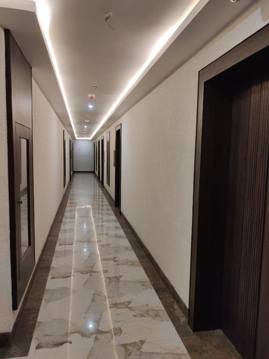 Others 4, Hotel Basant Sarovar, Mathura