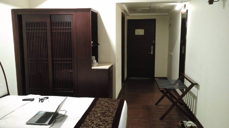 Bedroom 3, The Fern Residency Asansol, Barddhaman