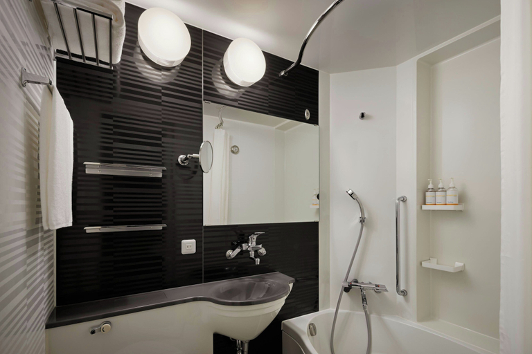 Bathroom 4, Four Points Flex by Sheraton Fukuoka Hakata, Fukuoka