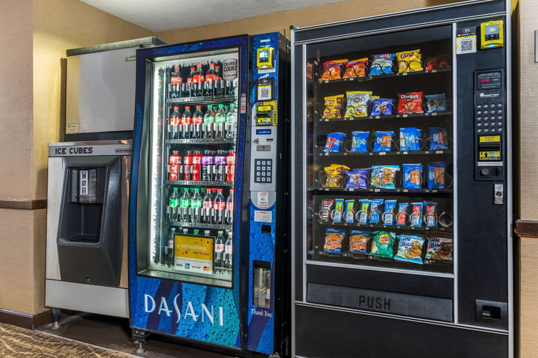 Food & Drinks 4, Comfort Inn Lafayette I-65, Tippecanoe