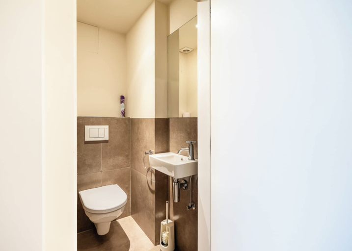 Others 5, Apartment on the Coast With Beach Access, West-Vlaanderen
