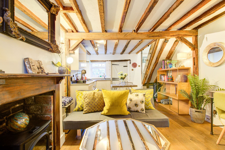 Bedroom 2, Cartref, Surrey