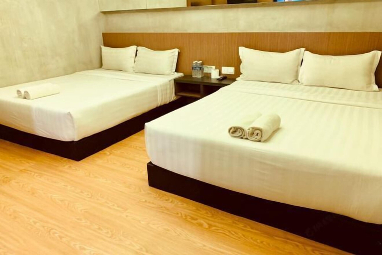 Bedroom 15