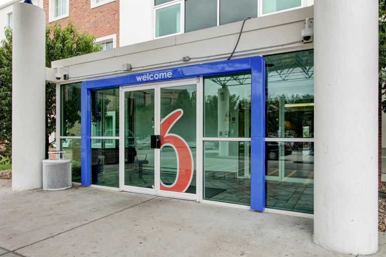 Exterior & Views 2, Super 8 by Wyndham Aurora East, Arapahoe