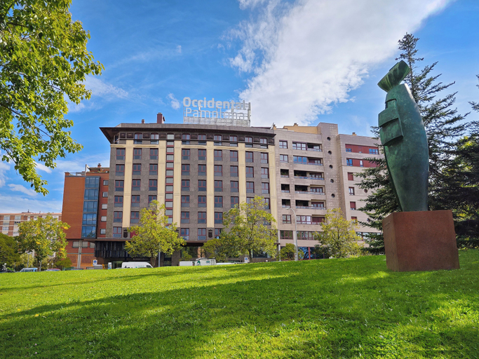 Exterior & Views 2, Occidental Pamplona, Navarra