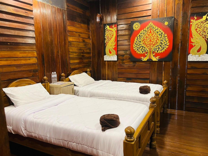 Bedroom 2, บ้านระเบียงน้ำ แม่แมะ, Chiang Dao