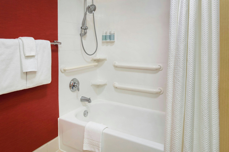 Bathroom 3, Courtyard by Marriott Mt. Laurel, Burlington