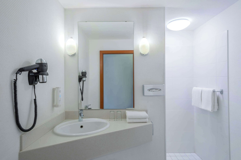 Bathroom 5, Hotel Münster Kongresscenter Affiliated by Meliá, Münster