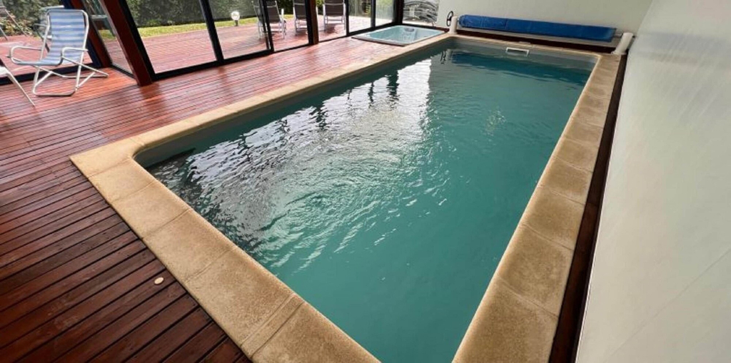 Pool 3, Attractive Holiday Home With Garden, Finistère