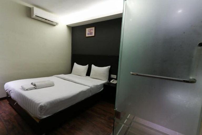 Bedroom 10