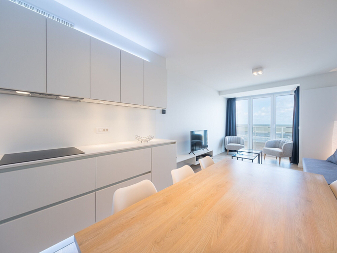 Dining 2, Modern Apartment on the Seafront, West-Vlaanderen