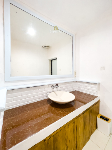 Bedroom 5, Lovina by Nginapsini, Bogor