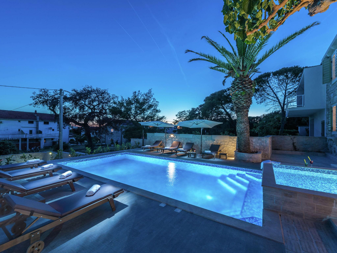 Others 5, Villa in Sukosan with Pool near the Sea, Sukošan