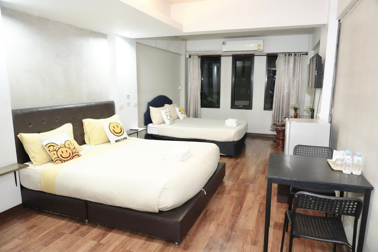 Bedroom 23