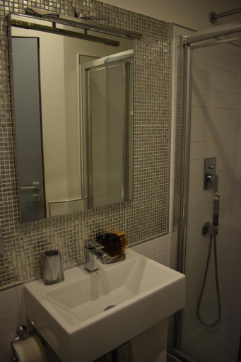 Bedroom 2, Silver Flat, La Spezia