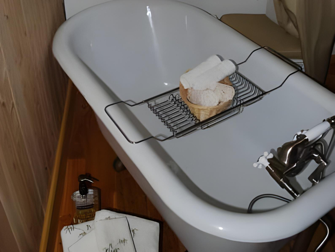 Bathroom 3, Auberge À La Chouenne, Charlevoix-Est