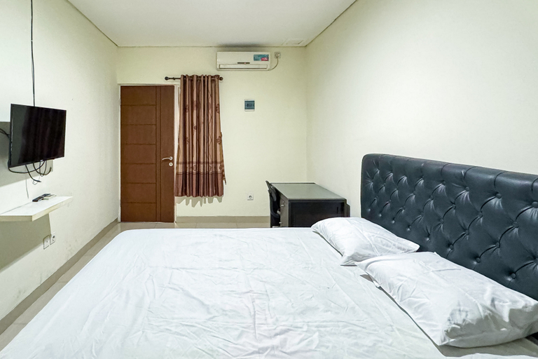 K Home Syariah Mitra RedDoorz - Tap to explore photos