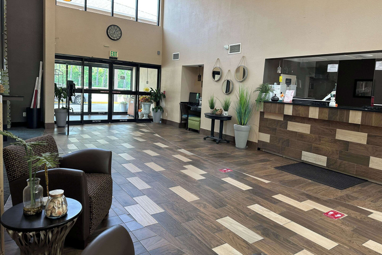 Public Area 3, Quality Inn & Suites, Northampton