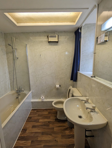 Bathroom 3, Eliza House, Edinburgh