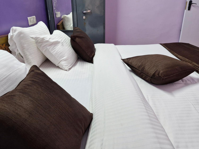 Others 3, Rinu resorts, The Nilgiris