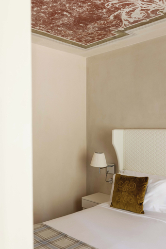 Bedroom 15