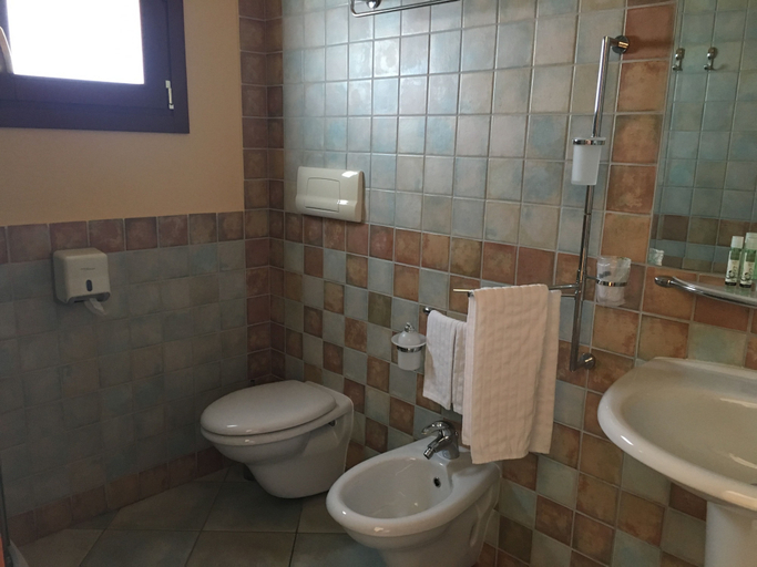 Bathroom 4, Il Nuovo Gabbiano, Nuoro