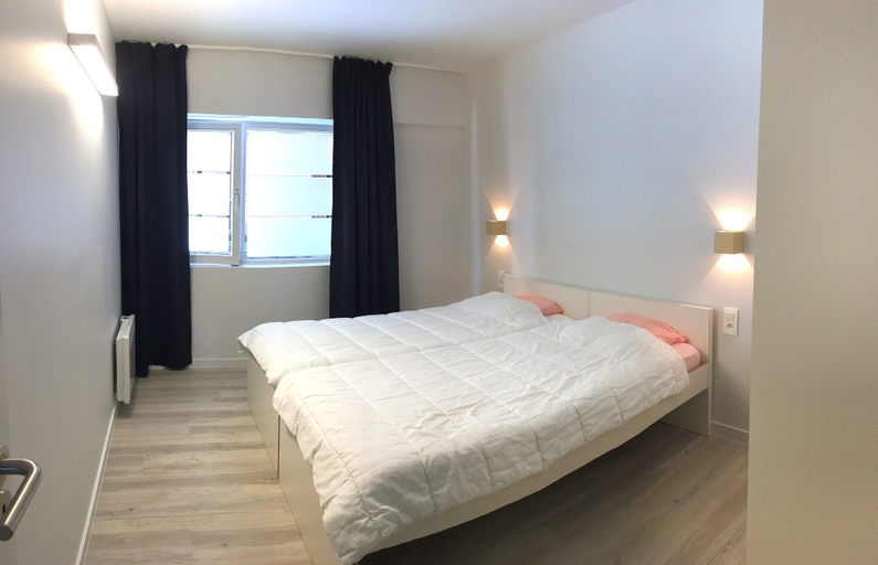 Bedroom 3, Apartment in Nieuwpoort by Sandy Beaches, West-Vlaanderen