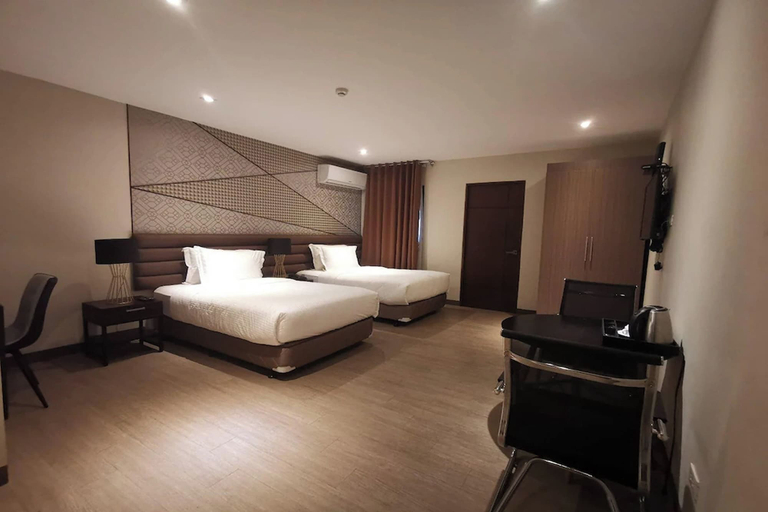 Bedroom 3, Maxx Hotel Ortigas, Pasig City