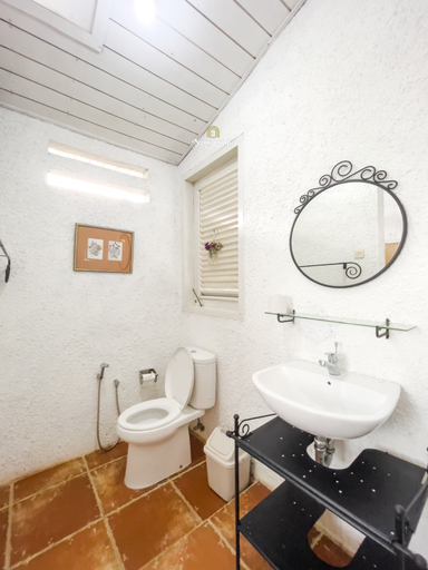 Bathroom 6